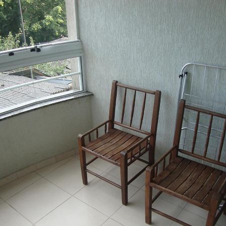 Apartamento Aluguel Temporada Бомбиньяс Экстерьер фото