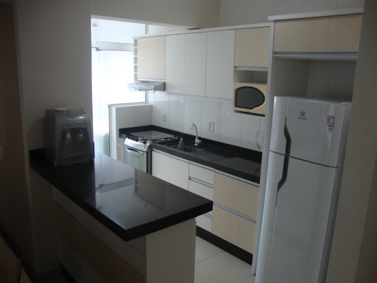 Apartamento Aluguel Temporada Бомбиньяс Экстерьер фото